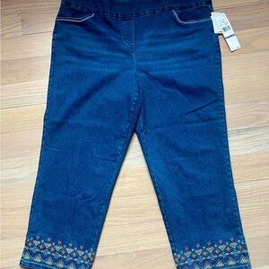 Alfred Dunner Dark Blue Cropped Jeans with Light Stitching